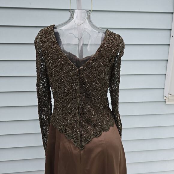 Vintage Beaded Lace Formal Gown by Creative Creations Size 10 | READ - Picture 5 of 16